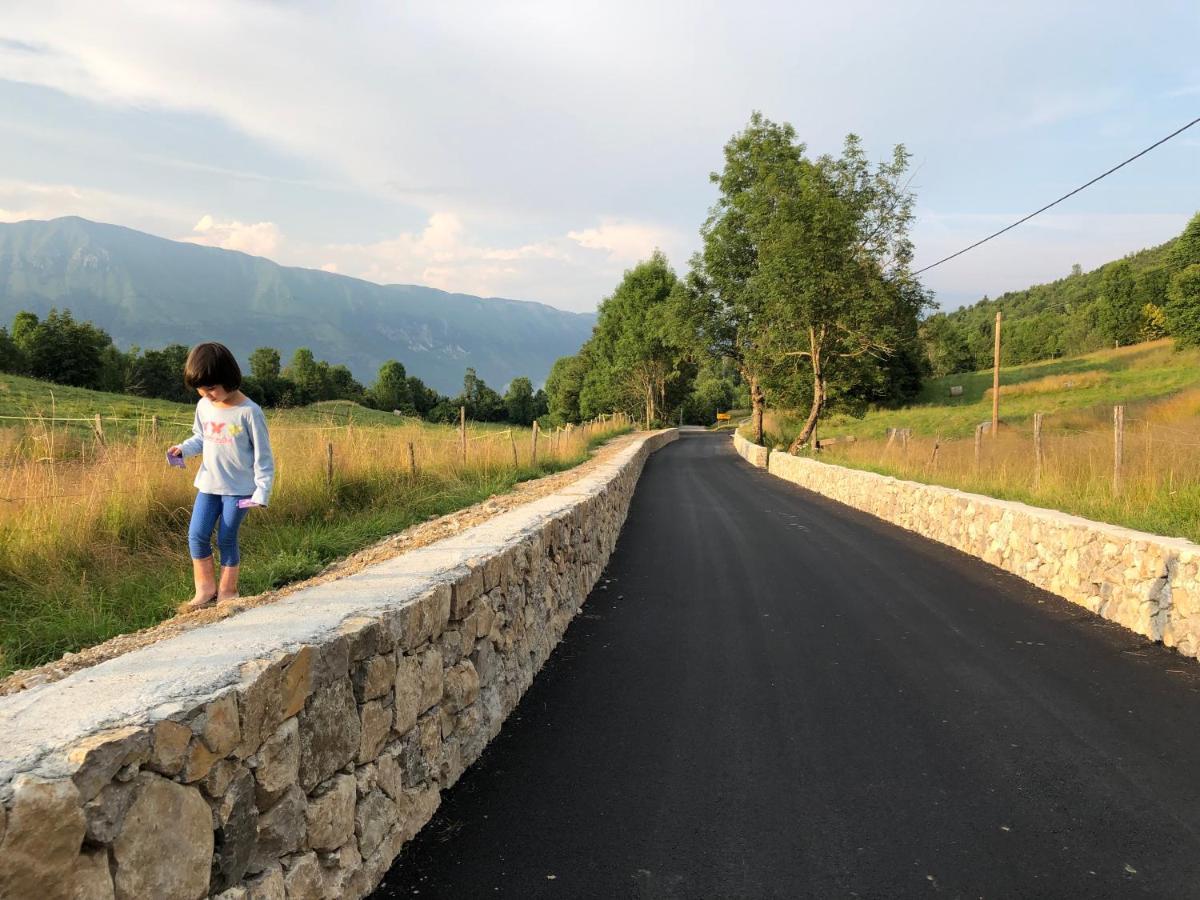 Robidisce B&B Mad Mountain المظهر الخارجي الصورة