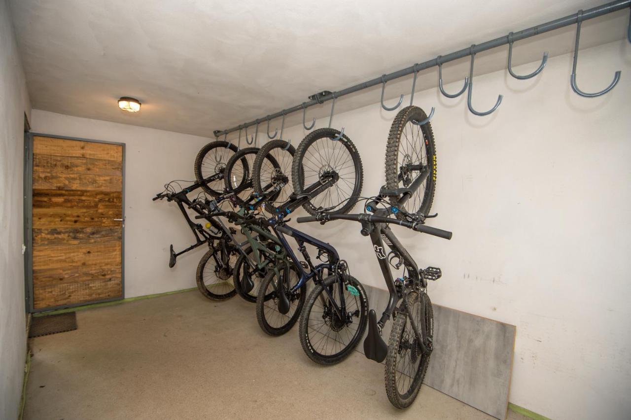 Robidisce B&B Mad Mountain المظهر الخارجي الصورة